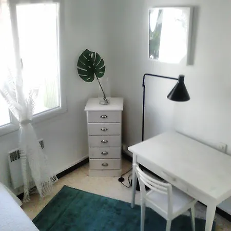 Maison Calme Avec Vue Exceptionnelle בית נופש Vailhan